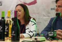 Broche final a la VI Fiesta de la Vendimia con el programa ‘Julia en la Onda’ Julia-en-la-Onda-durante-la-entrevista